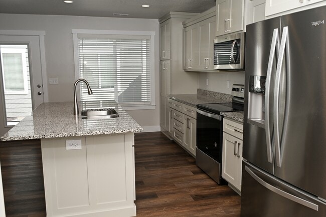 Building Photo - 2778 W 4175 S