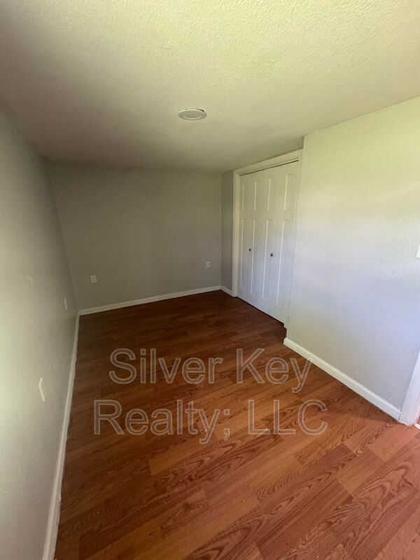 Building Photo - 1615 Co Rd 658
