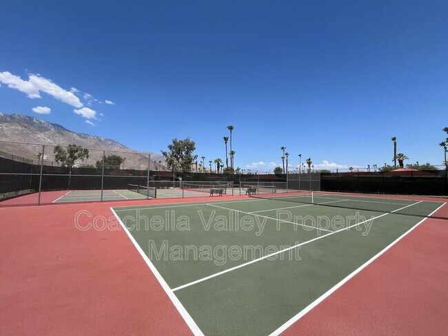 Building Photo - 643 N Vía Acapulco