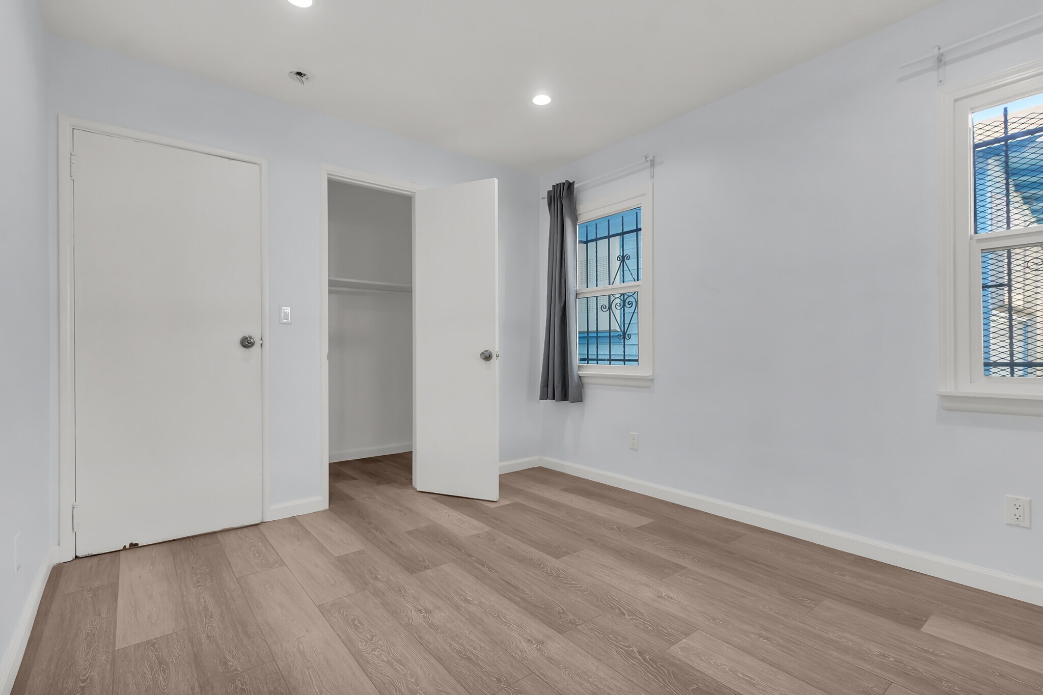 Building Photo - 1155 Exposition Blvd