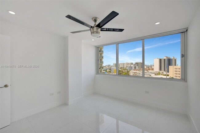 Building Photo - 7135 Collins Ave