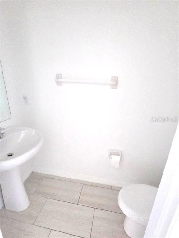 Building Photo - 2554 Leonia Ln