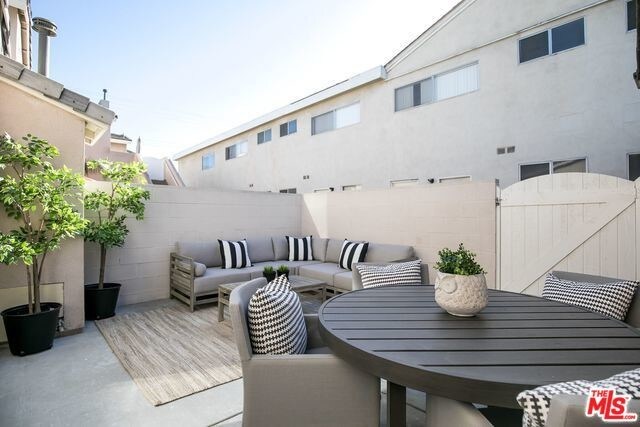 Building Photo - 23622 Anza Ave