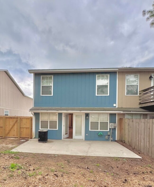 Building Photo - Available Now -110 Commons Drive