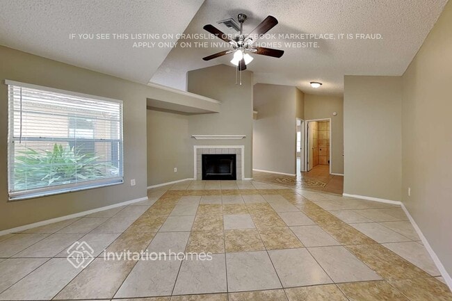 Building Photo - 1410 High Knoll Dr