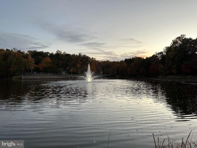 Building Photo - 12165 Abbey Glen Ct