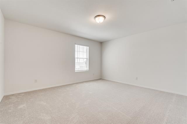 Building Photo - 16048 Isles Dr