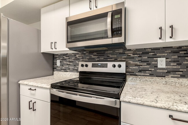 Building Photo - 3136 N 38th St