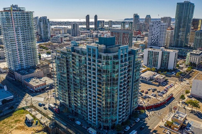 Building Exterior - 1080 Park Blvd