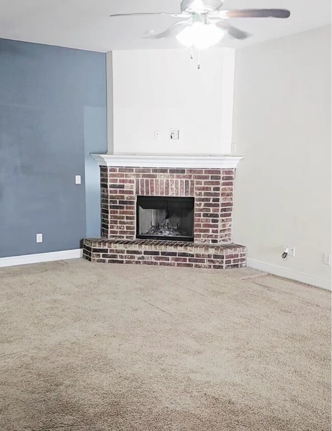 Building Photo - 9406 Caprock Ct