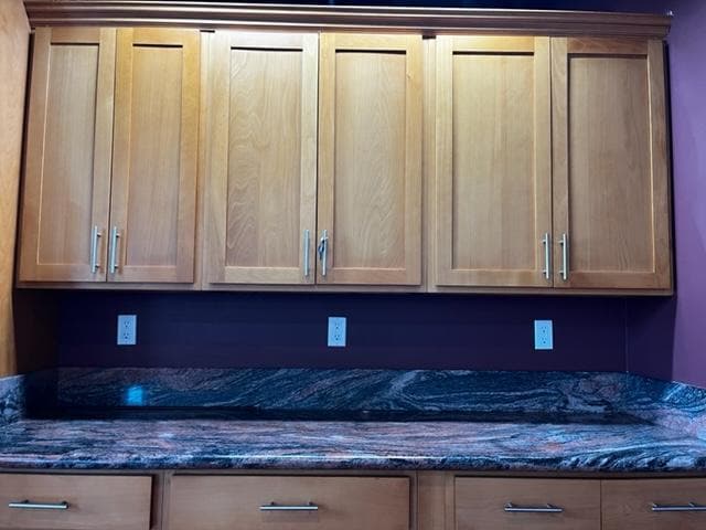 Building Photo - 730 E 3rd St