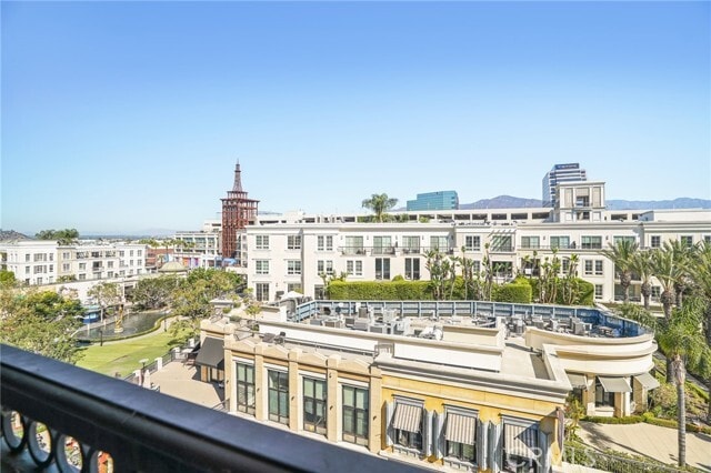 Building Photo - 603 Caruso Ave