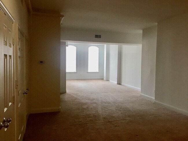 Floorplan - The Lofts at 2nd and LOMA