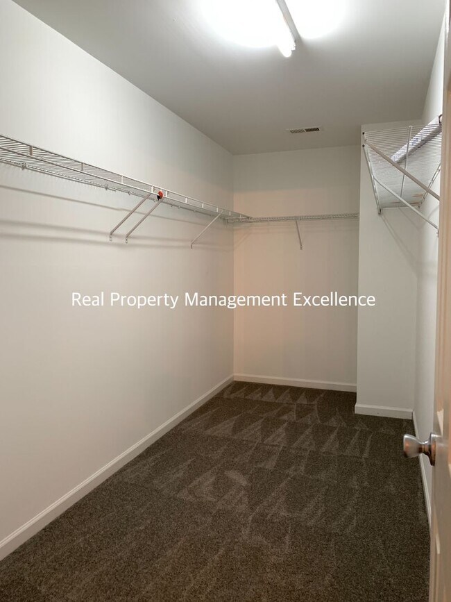Building Photo - Amazingly Spacious Residence, Available In...