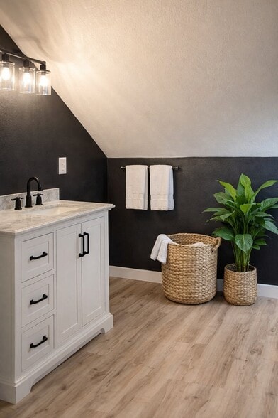 Building Photo - 522 S 8th St