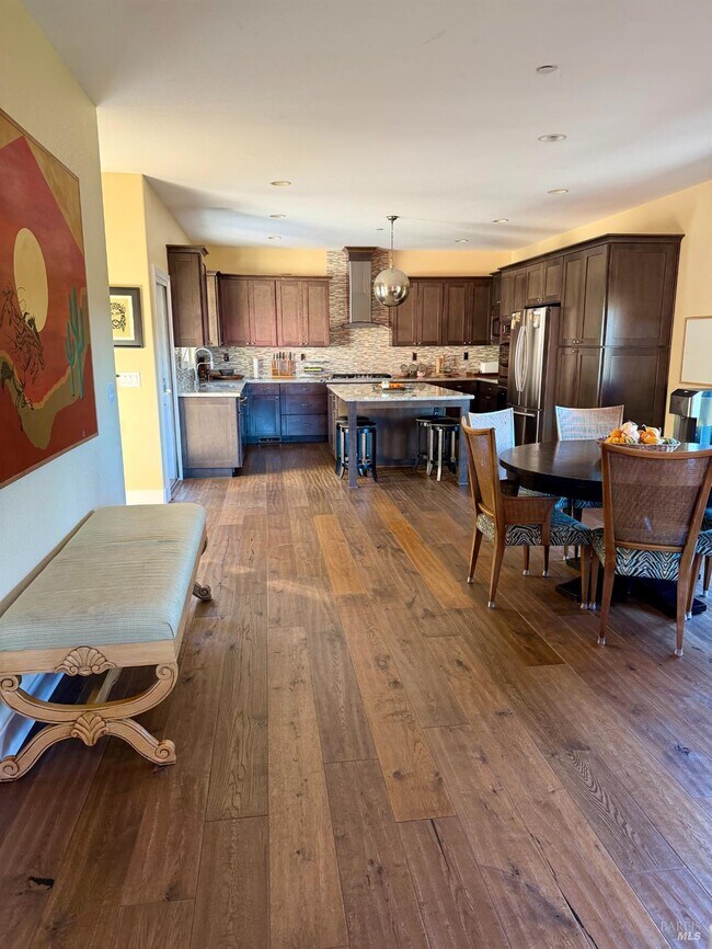 Building Photo - 5240 Hoyal Dr