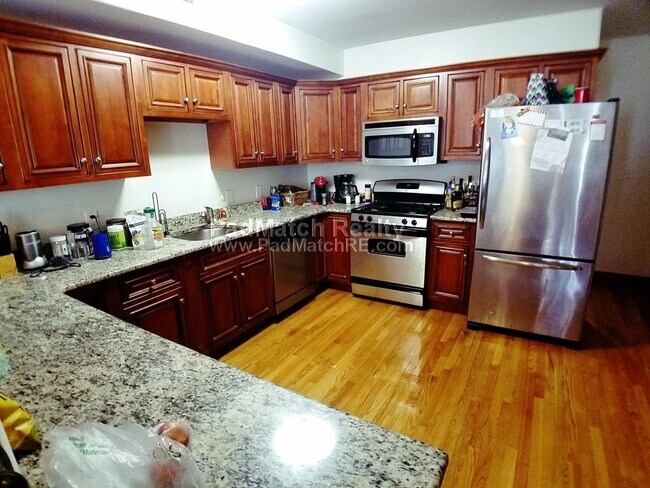 Primary Photo - 102 Allston St