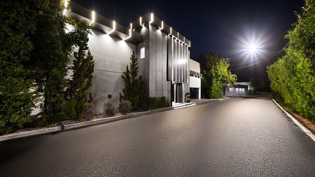 Building Photo - 1623 Viewmont Dr