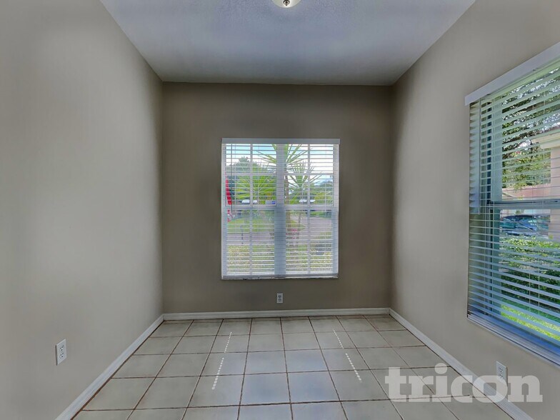 Building Photo - 1816 Coyote Pl
