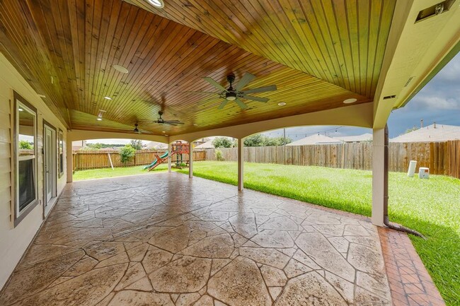 Building Photo - 1122 Reedpoint Dr