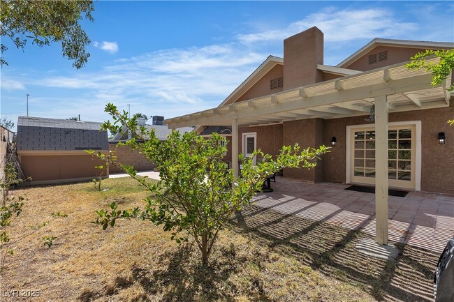Building Photo - 7604 Charles Conrad Cir