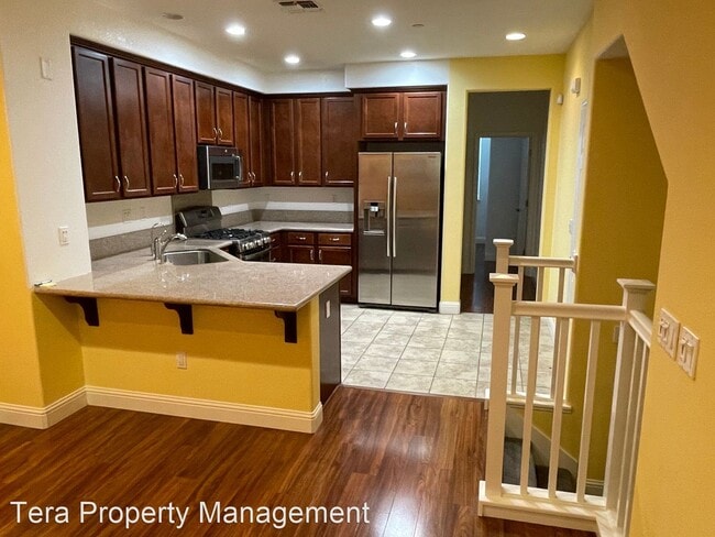 Building Photo - 3 br, 3 bath House - 1506 McCandless Dr