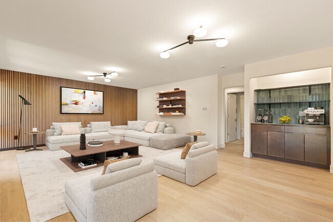 Floorplan - 815 Dewey Ave