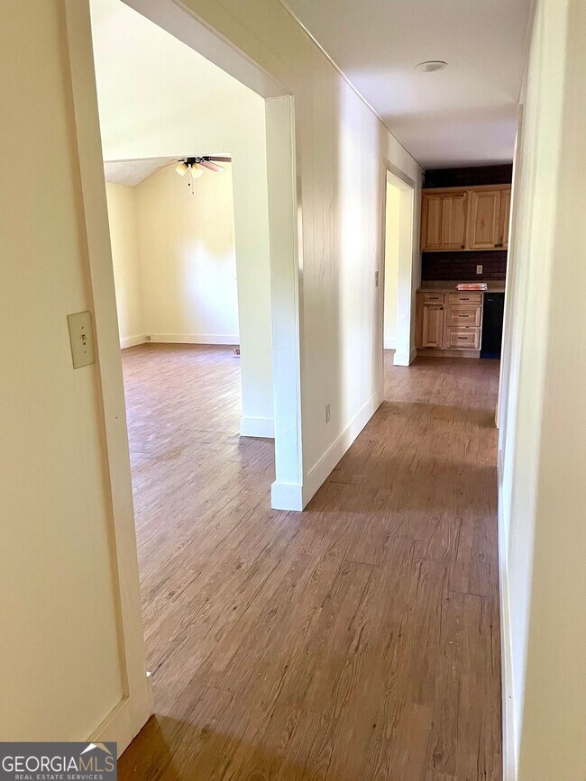 Building Photo - 76 Mt Pleasant Church Rd