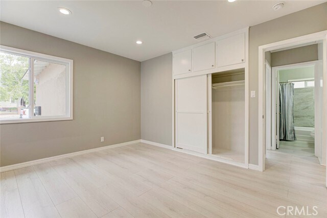 Building Photo - 10935 Nassau Ave