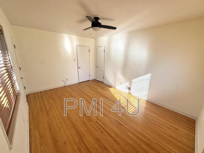 Building Photo - 1421 Stanford Dr NE