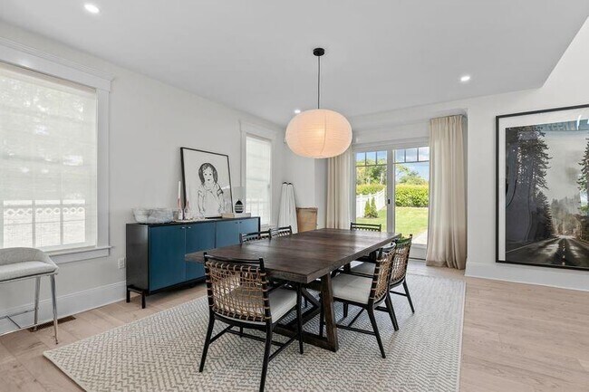 Building Photo - 45 Carnegie Abbey Ln