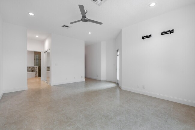 Building Photo - 23390 Torre Cir