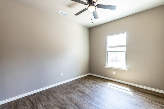 Building Photo - $500 Off First month's Rent - Modern Country Living Only Minutes From Lubbock Metro