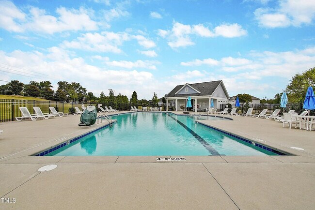 Building Photo - Earn Wealth While Leasing - Like a Homeowner - Lease to Own