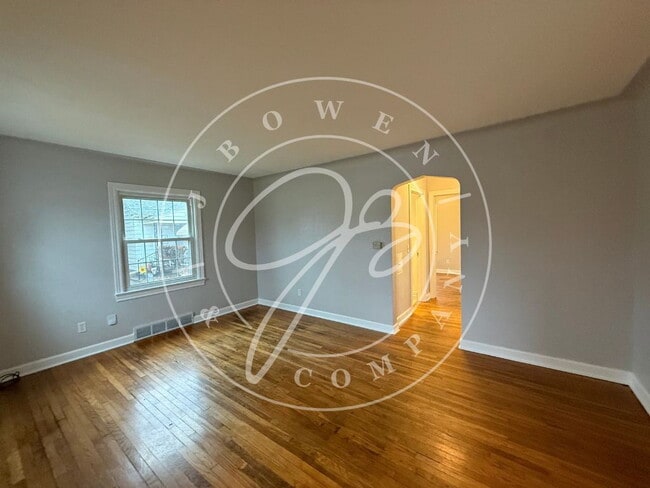 Building Photo - 4114 S Detroit Ave