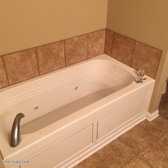 Building Photo - 7128 Blue Stream Ct