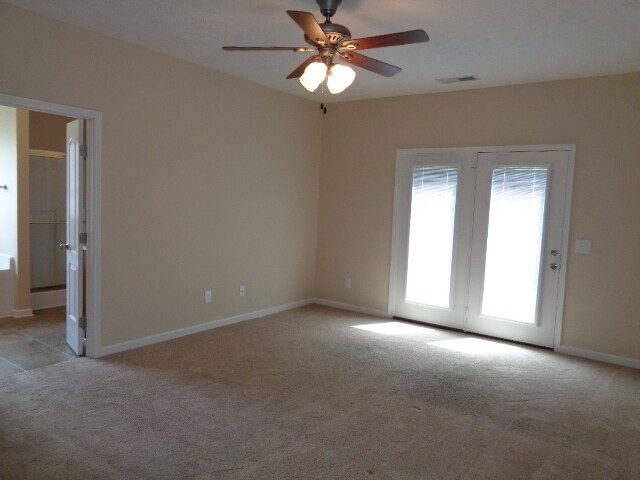 Building Photo - 1006 Middleton Ln