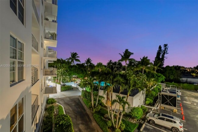Building Photo - 2851 S Ocean Blvd
