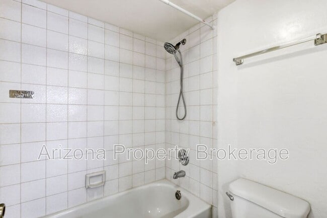 Building Photo - 2935 N 68th St