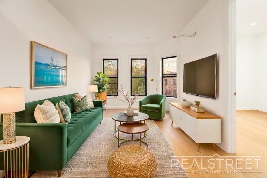 Primary Photo - Stylish 1-Bedroom Apartment with Modern Amenities in Bed-Stuy