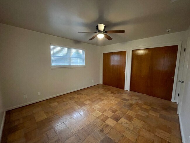 Building Photo - Anderson Island Remodeled Beauty! Hurry Wont Last Long!