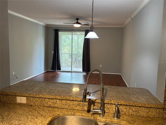 Building Photo - 5691 Bentgrass Dr