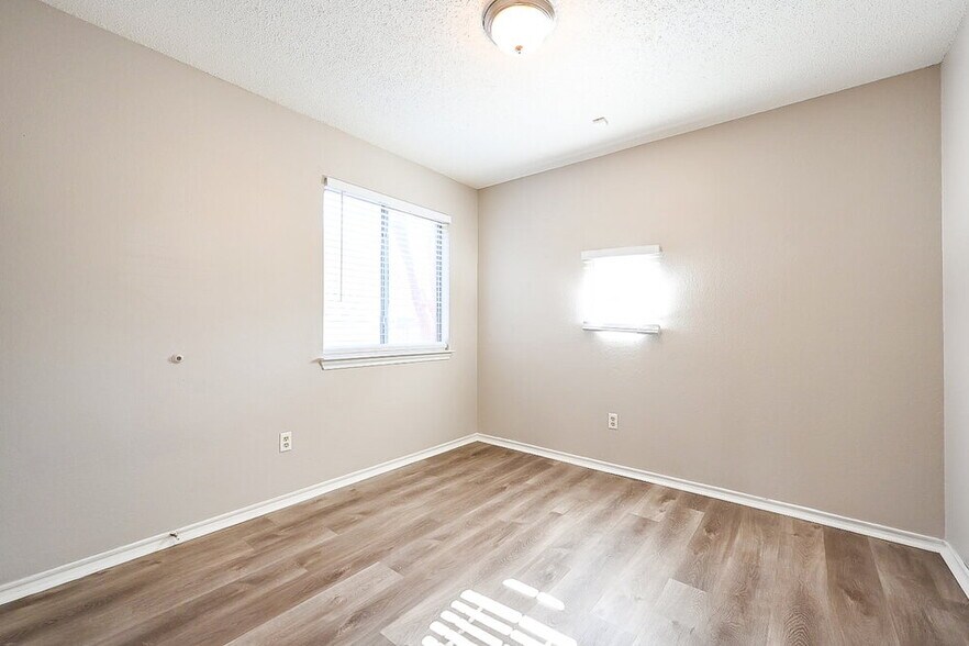 Building Photo - 114 Windmill Ridge Dr