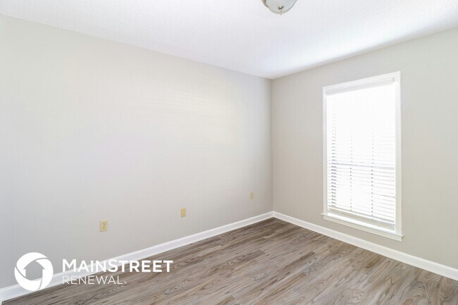 Building Photo - 5657 Redford Ave