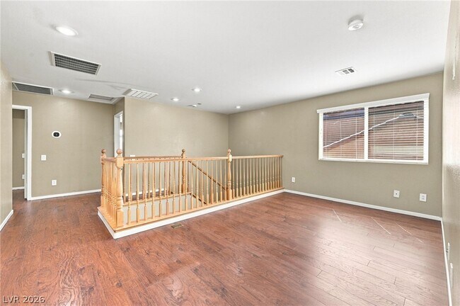Building Photo - 11240 Woodland Violet Ave