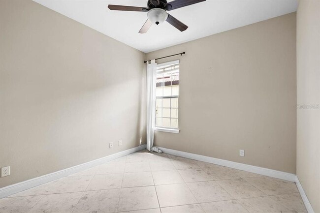 Building Photo - 5446 Sunset Falls Dr