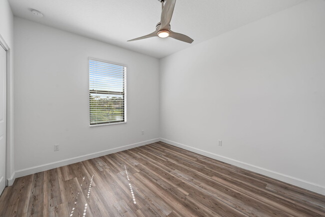 Building Photo - 3270 Dunning Dr