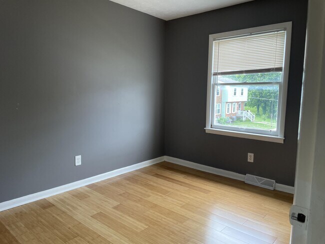 Building Photo - 262 Osage Ct