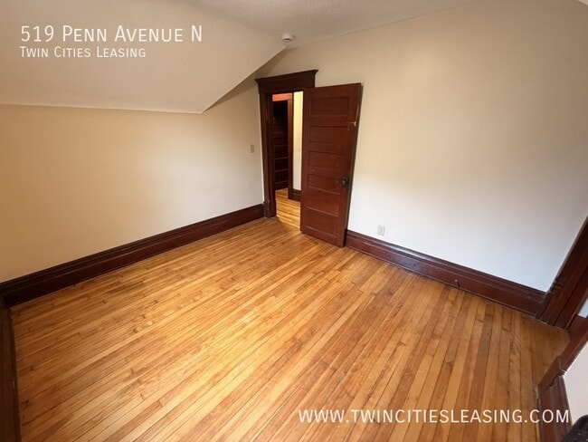 Building Photo - 519 N Penn Ave
