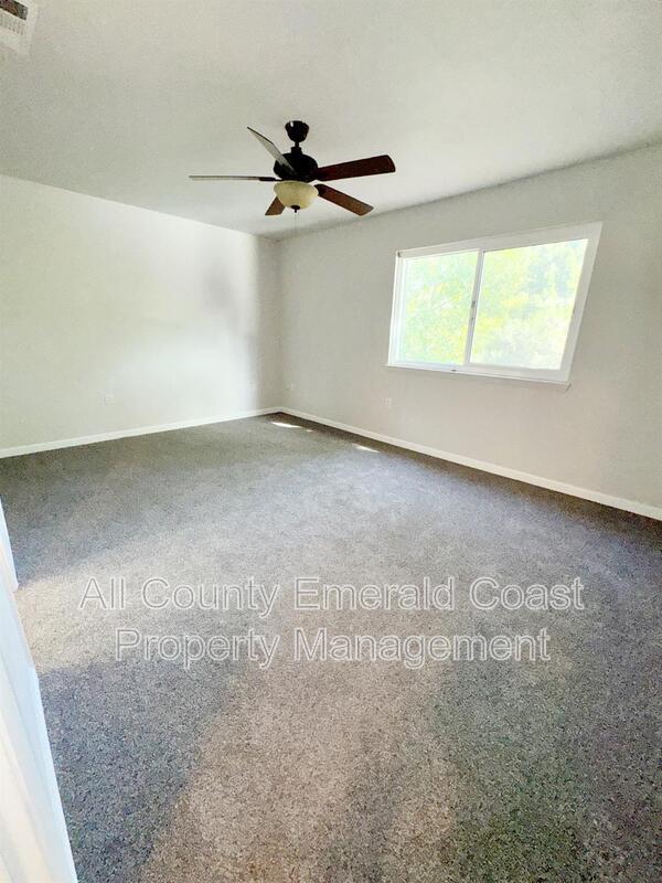 Building Photo - 114 Opp Blvd NE